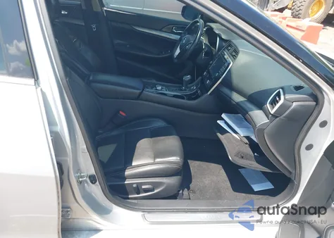 2018 Nissan Maxima 3.5 Sl z USA, uszkodzony, nr VIN 1N4AA6AP0JC392628